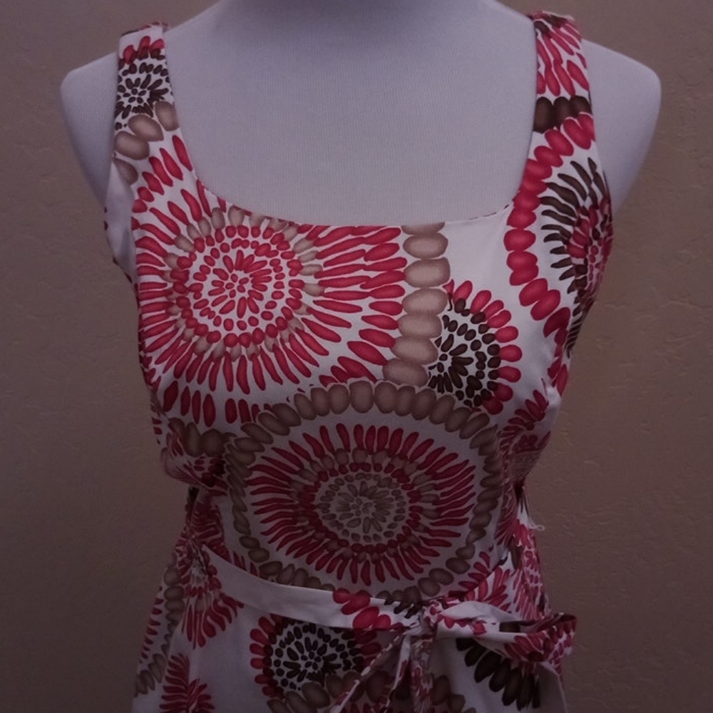 Sleeveless dress
